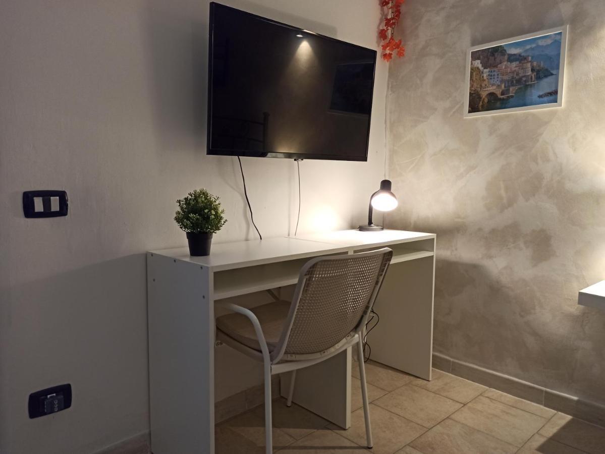 Casa Vacanze Smeralda Vietri Esterno foto
